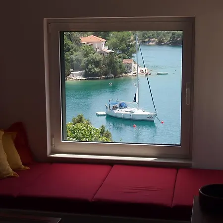 Perla Vacation Sutivan