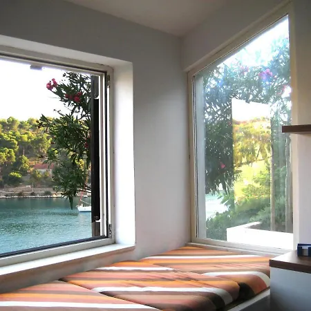 Holiday home Perla Vacation Sutivan